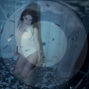 (RSD26) Charli XCX - Party 4 U [7''] (Ultra Clear Vinyl, limited to 8800, indie-exclusive)